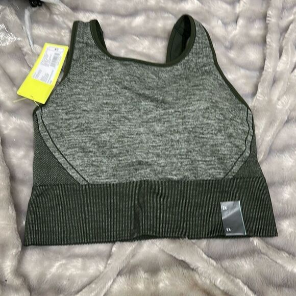 Women's Plus Size Medium Support Longline Seamless Bra - All in Motion™ Green Ol - Picture 2 of 3